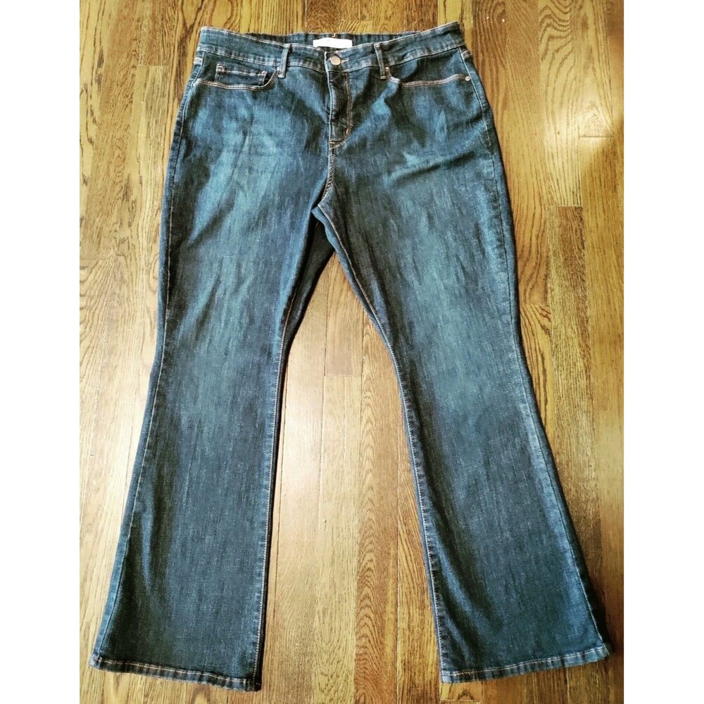 Levi Strauss Signature Gold Totally Shaping Bootcut Jeans Men's 5-Pocket 35x30